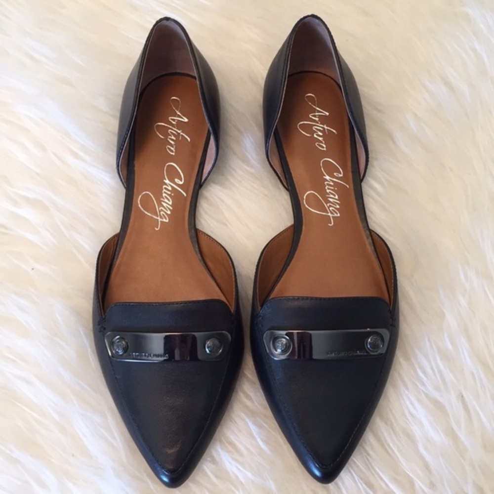 Arturo Chiang Black Flats